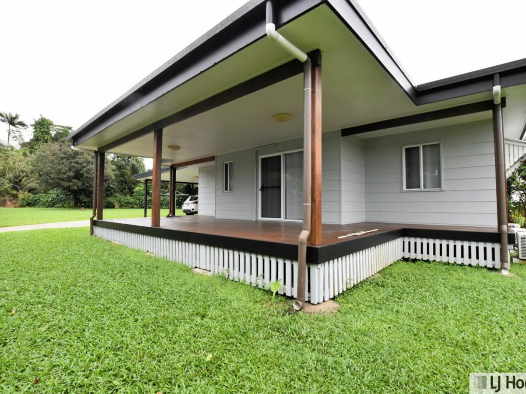 37 Murray St, Tully, QLD 4854