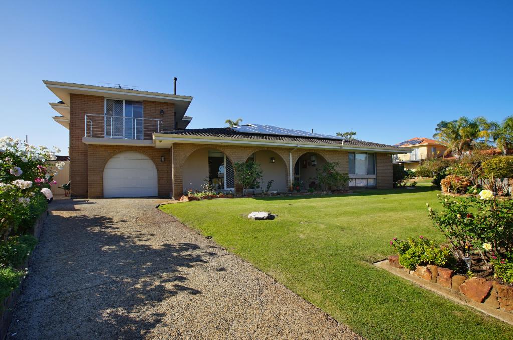 13 Monterey Ct, Kardinya, WA 6163