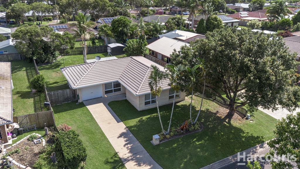 21 Vicki Pde, Torquay, QLD 4655