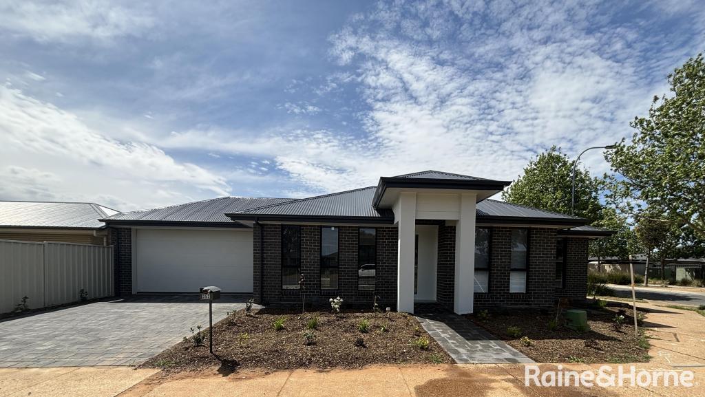 352 Fradd East Rd, Munno Para West, SA 5115