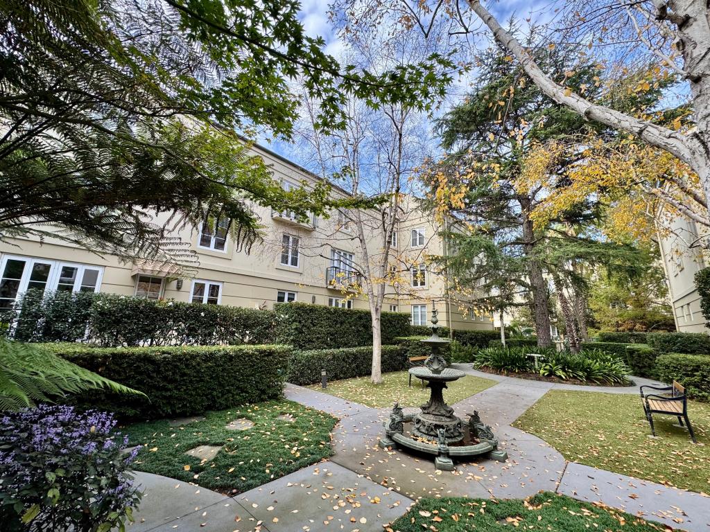 32/201 Wellington Pde S, East Melbourne, VIC 3002