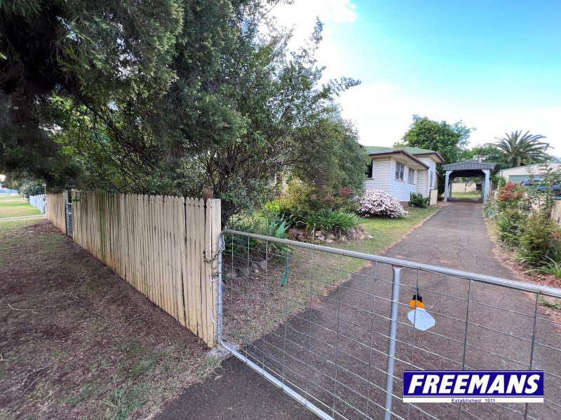 154 Doonkuna St, Kingaroy, QLD 4610