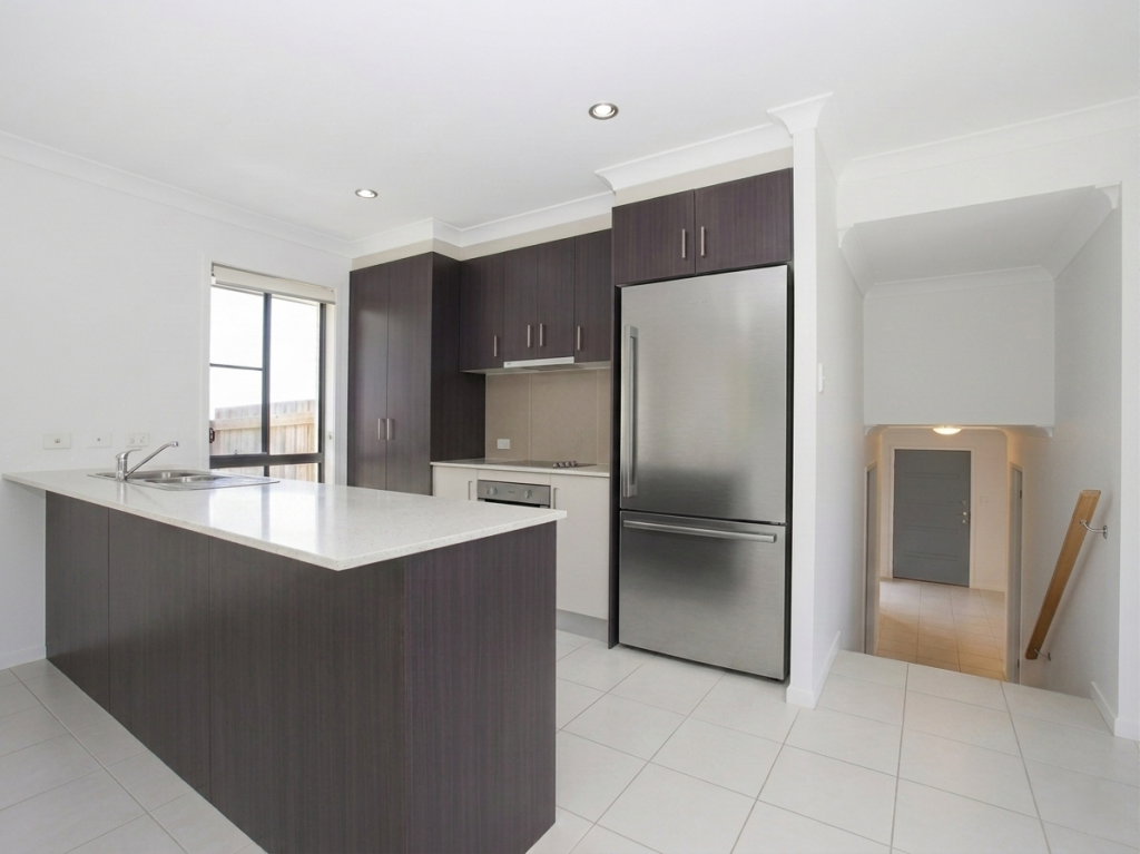 7 Brearley Ct, Rural View, QLD 4740