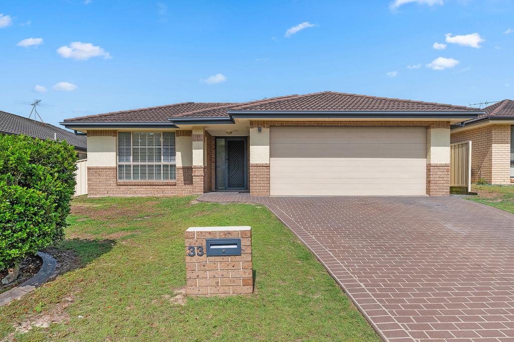 33 MARTENS AVE, RAYMOND TERRACE, NSW 2324