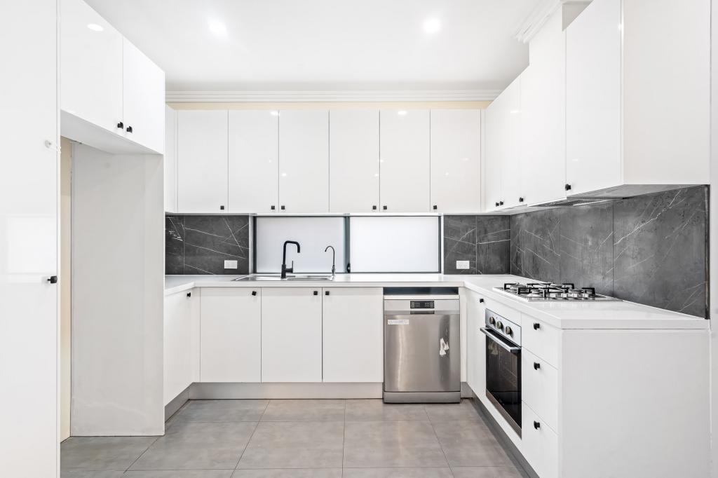 21 Nicoll St, Roselands, NSW 2196