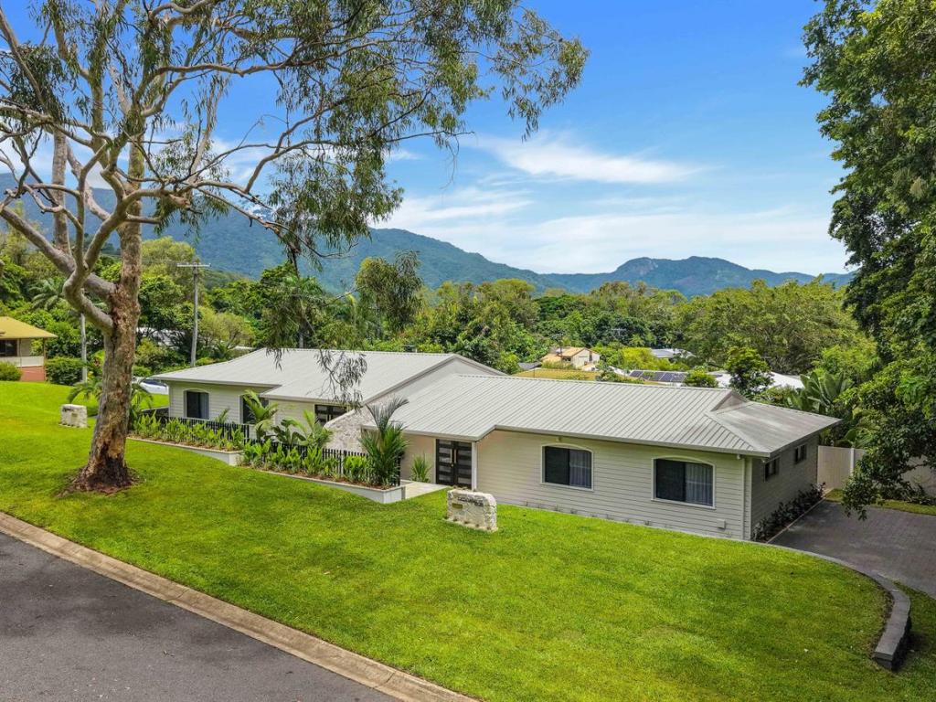 1 And 2/67-69 Cassowary St, Freshwater, QLD 4870