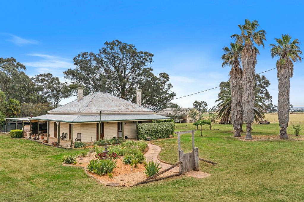 13 SHEPHERDS LANE, GULGONG, NSW 2852