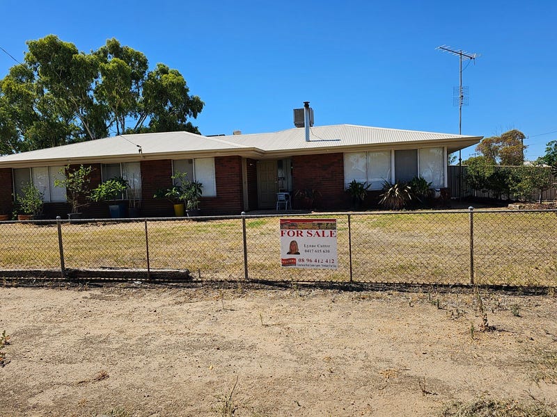 61 Forrest St, Kellerberrin, WA 6410