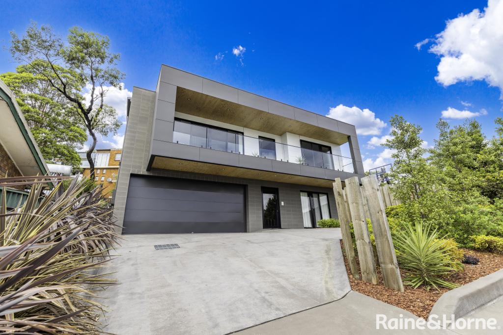 6b Woodlawn Ave, Mangerton, NSW 2500