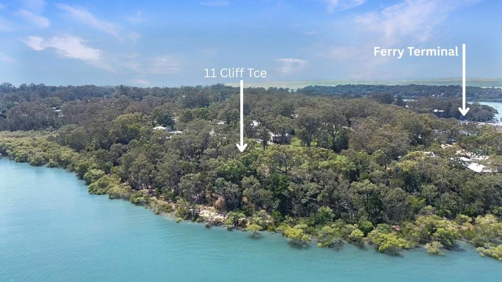 11 Cliff Tce, Macleay Island, QLD 4184