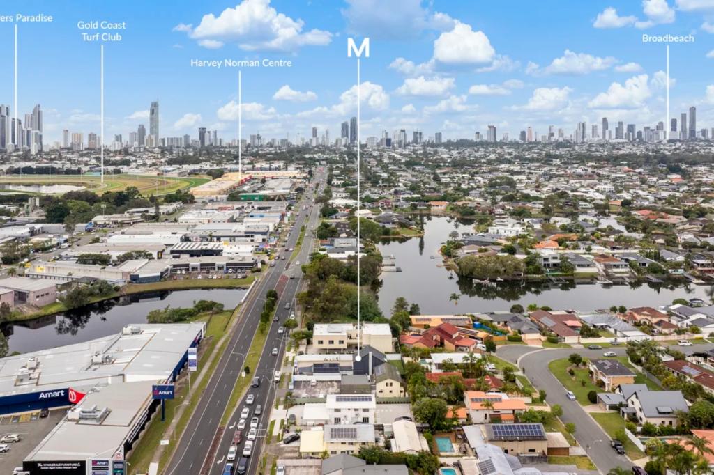 122 Ashmore Rd, Benowa, QLD 4217