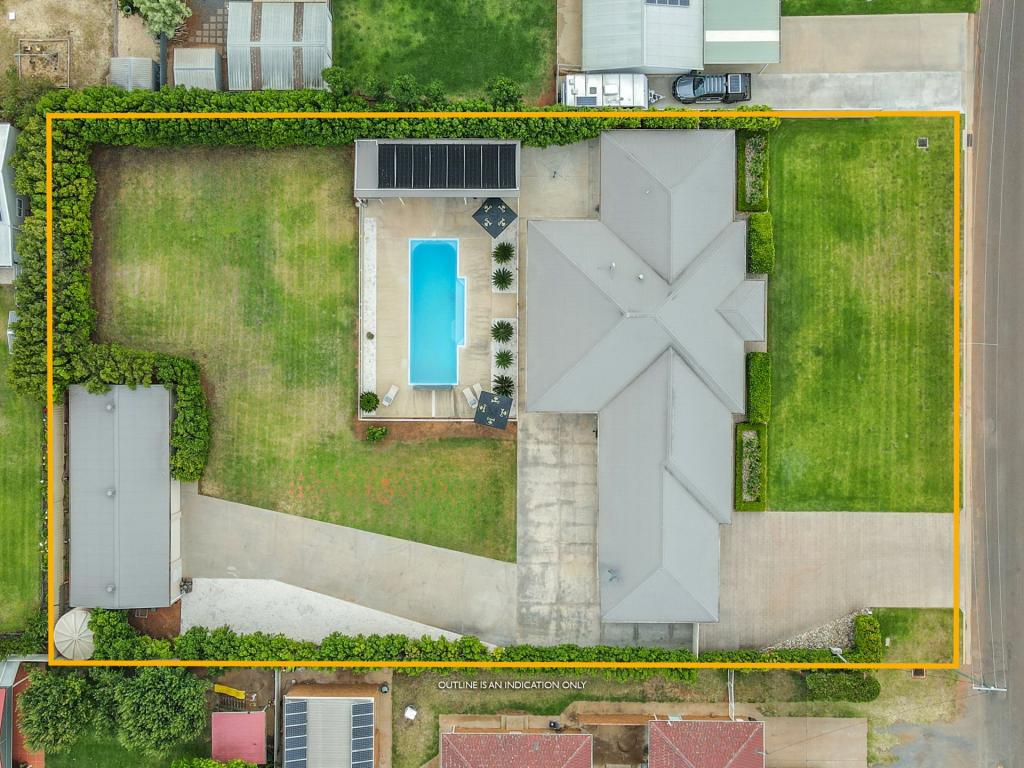 33-35 ROSE RD, GRIFFITH, NSW 2680