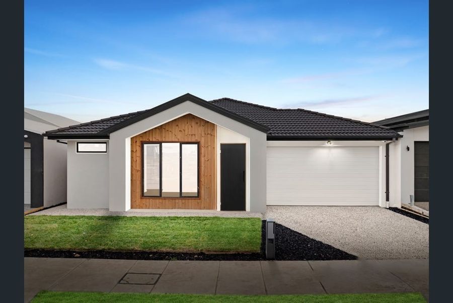 17 ZAATAR ST, MICKLEHAM, VIC 3064