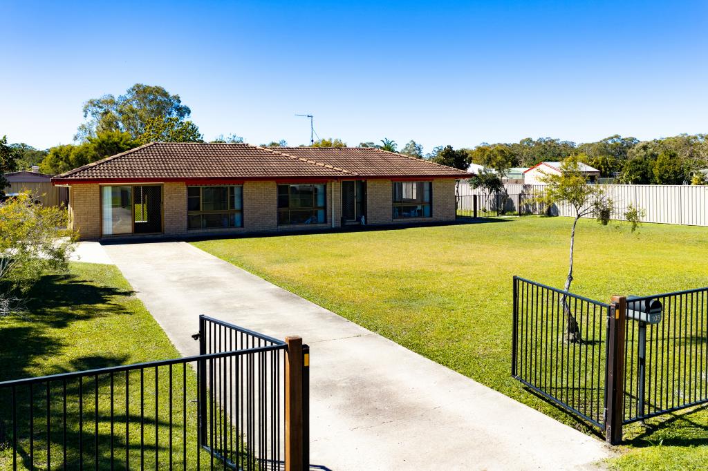 105 Investigator Ave, Cooloola Cove, QLD 4580