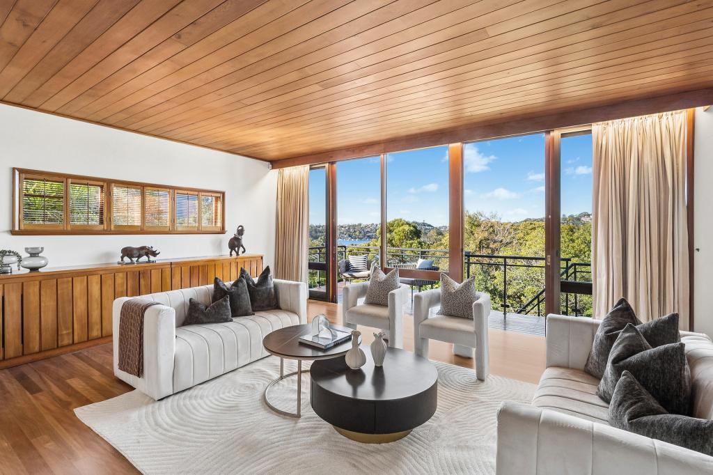 18 Emerstan Dr, Castle Cove, NSW 2069