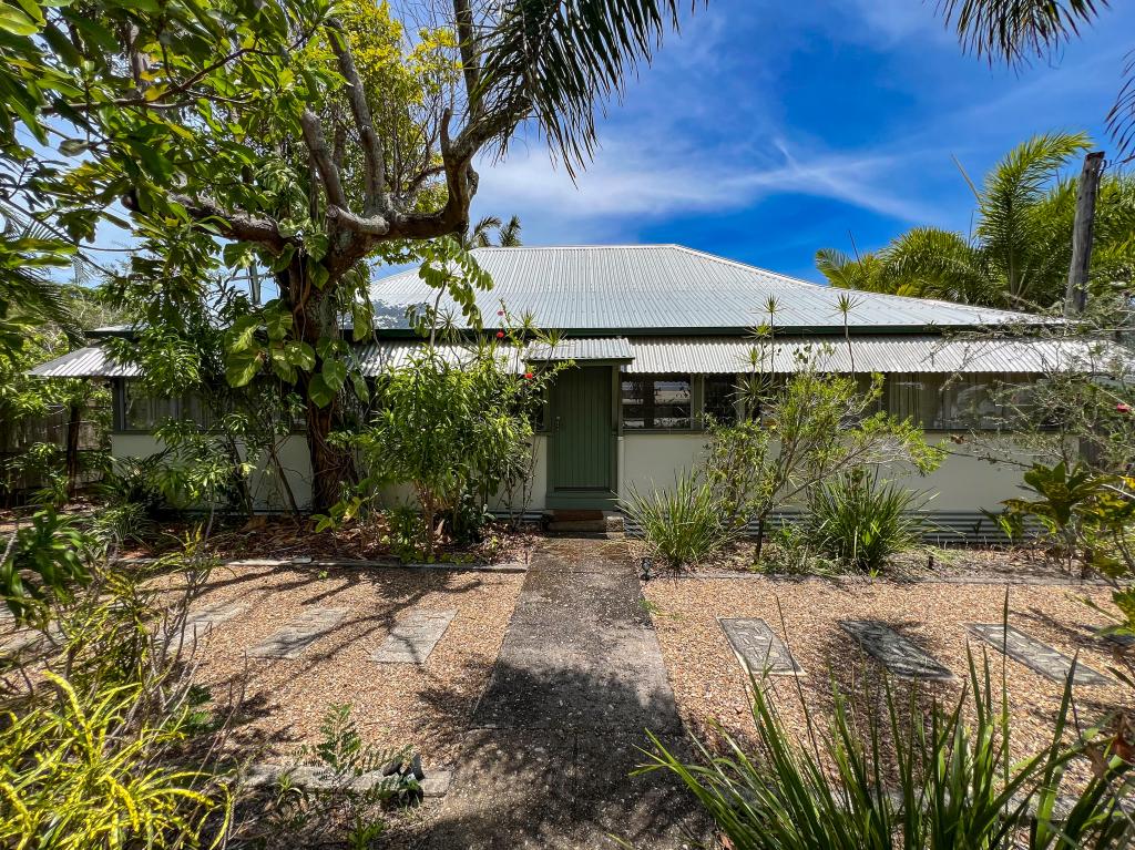 94 Hope St, Cooktown, QLD 4895