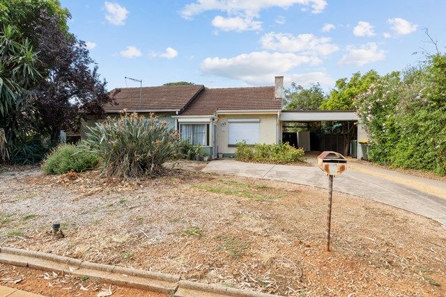 195 Hogarth Rd, Elizabeth Grove, SA 5112