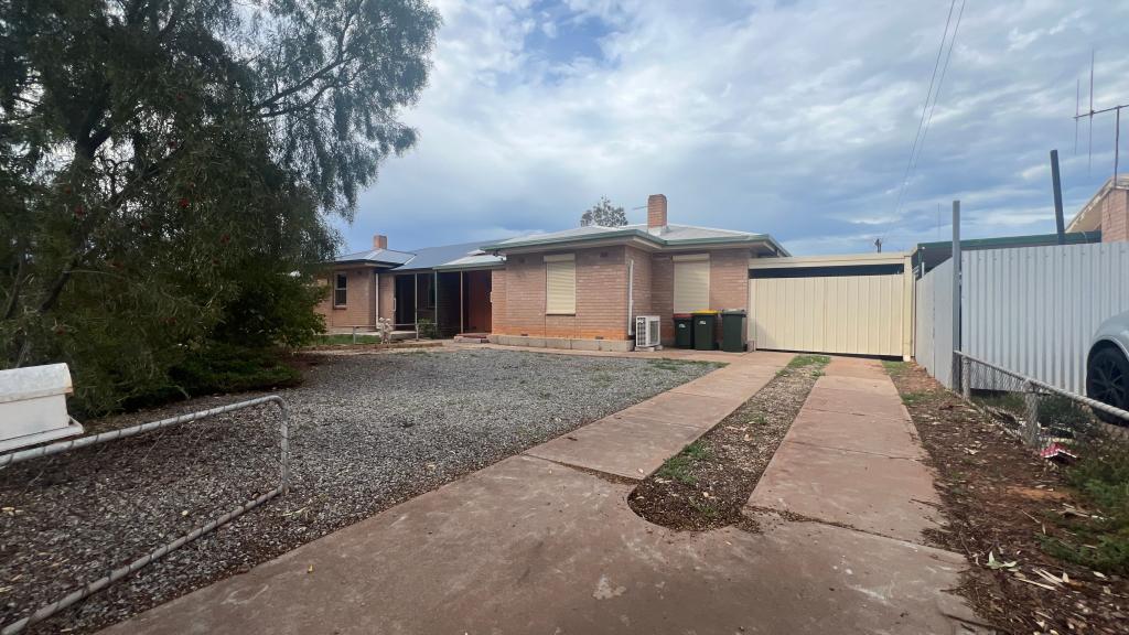 11 Michelmore St, Whyalla Stuart, SA 5608