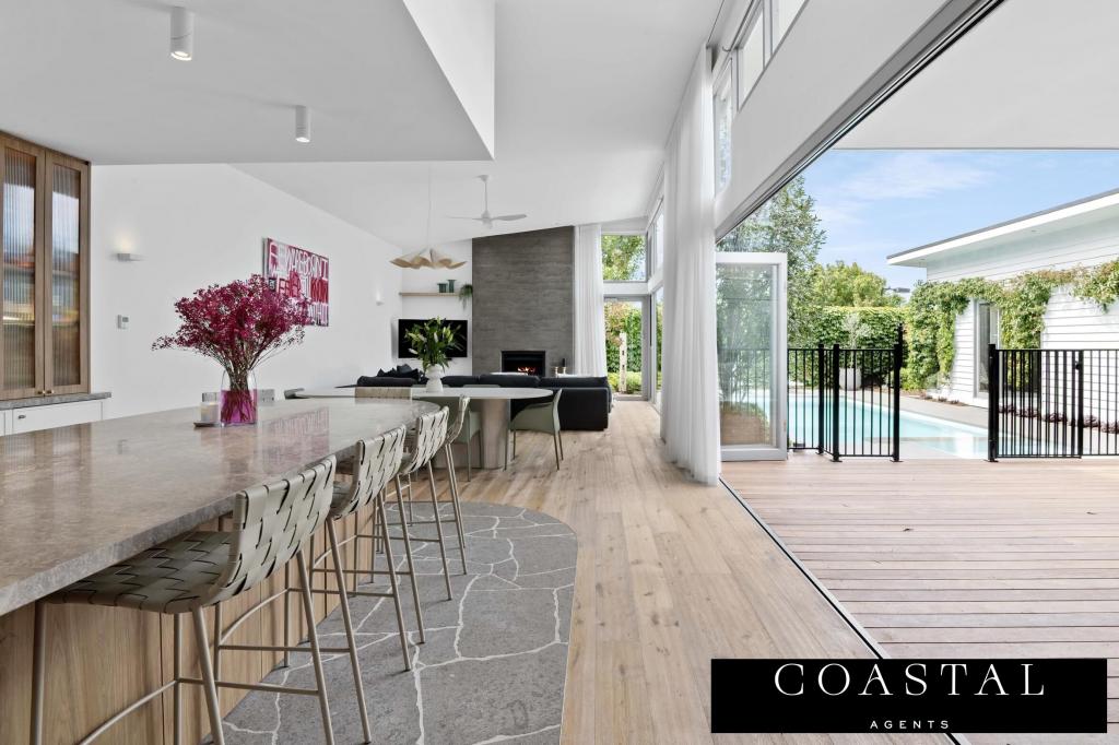 1 ARCHER CL, MOUNT ELIZA, VIC 3930