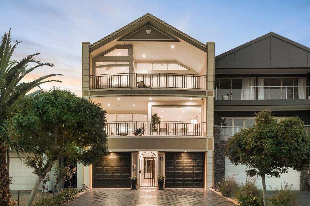 42 North Shore Dr, Patterson Lakes, VIC 3197