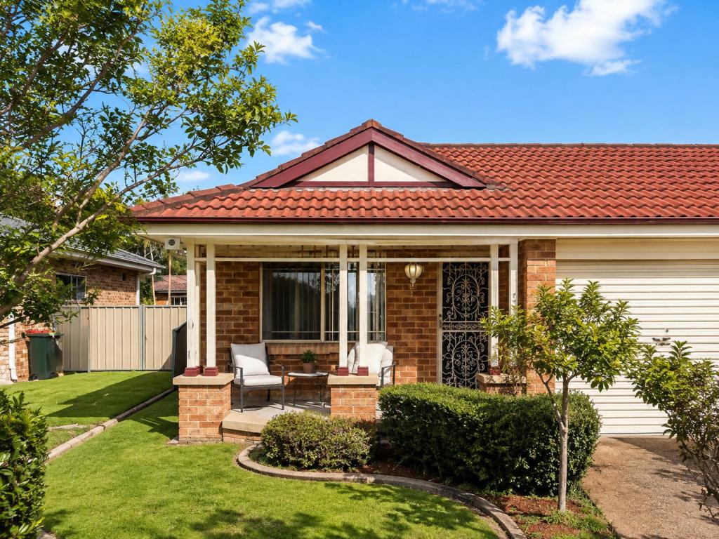 42 Aberfeldy Cres, St Andrews, NSW 2566