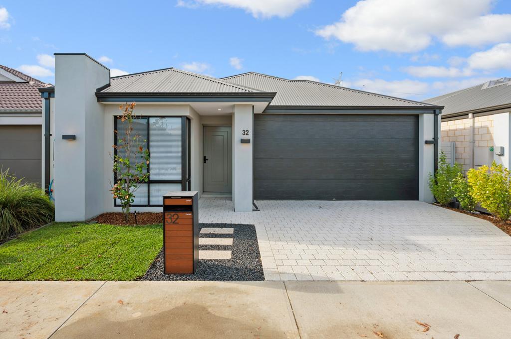 32 Lancaster Loop, Piara Waters, WA 6112