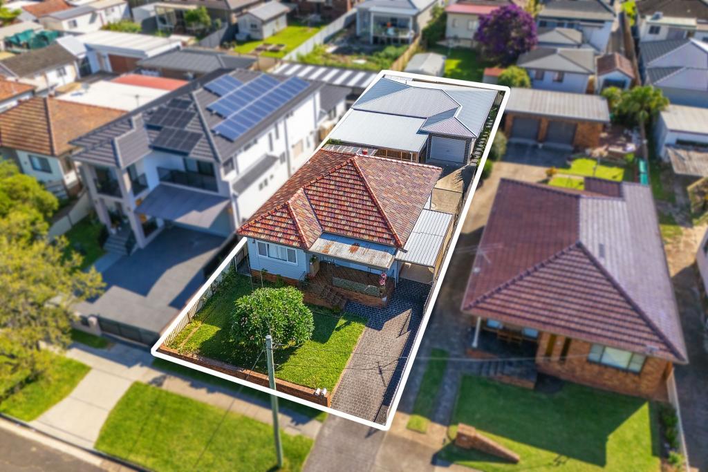 16 Arcadia Rd, Chester Hill, NSW 2162