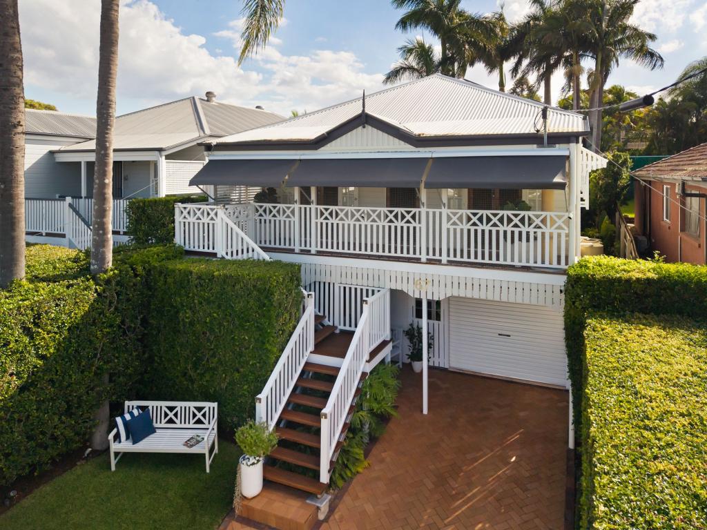 67 Raven St, Camp Hill, QLD 4152