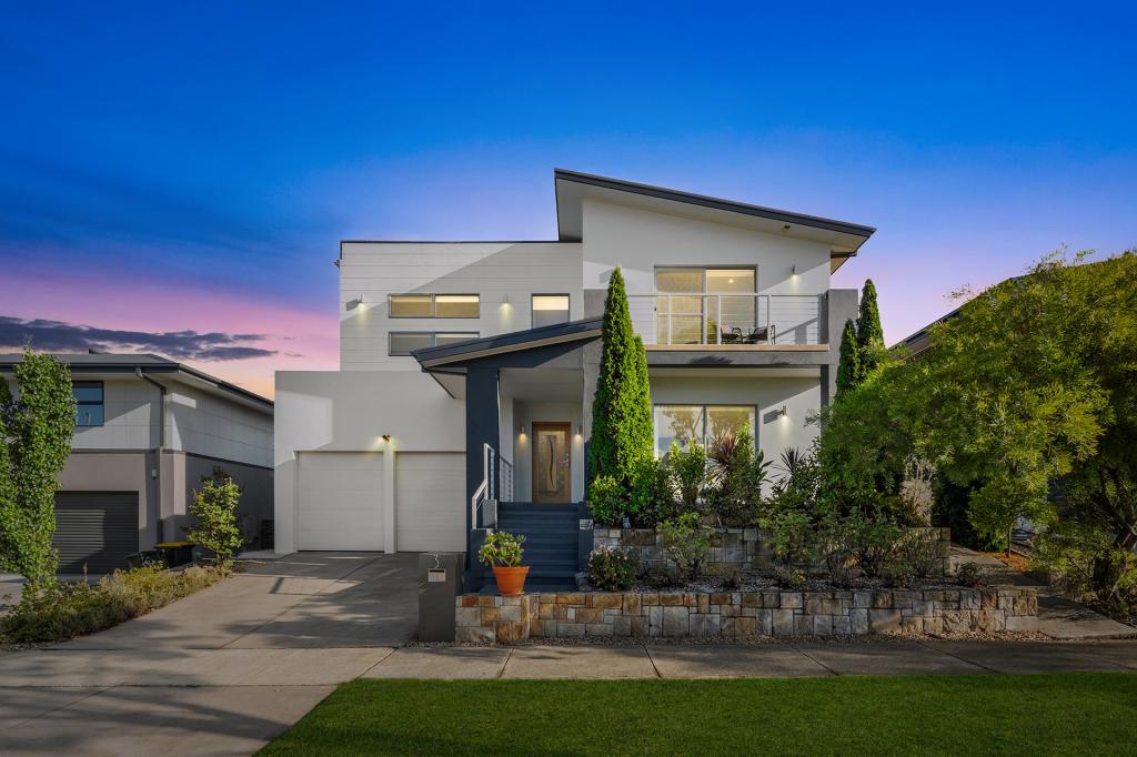 3 Langtree Cres, Crace, ACT 2911