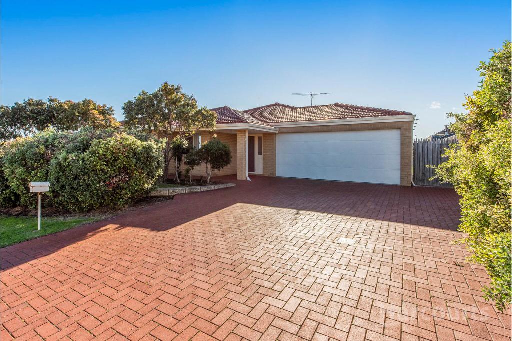 25 Waratah Cir, Halls Head, WA 6210