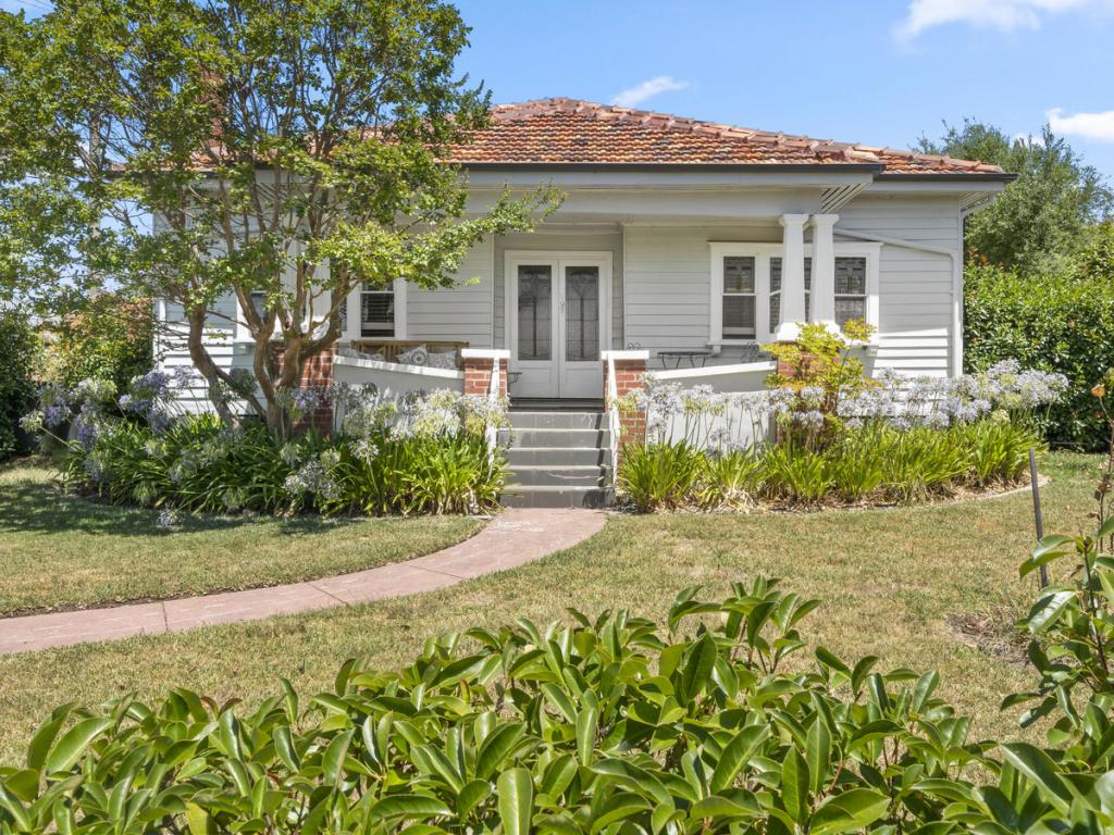 22 Stewart St, Seymour, VIC 3660