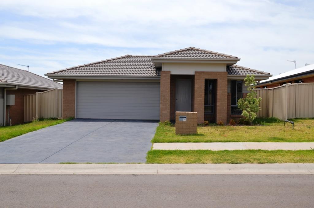 17 Finnegan Cres, Muswellbrook, NSW 2333