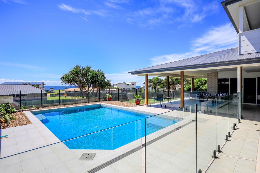 5 Tarni St, Coral Cove, QLD 4670