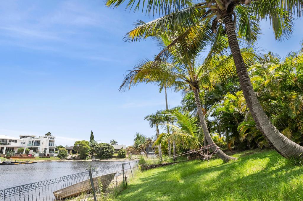 11 Helen Ct, Broadbeach Waters, QLD 4218