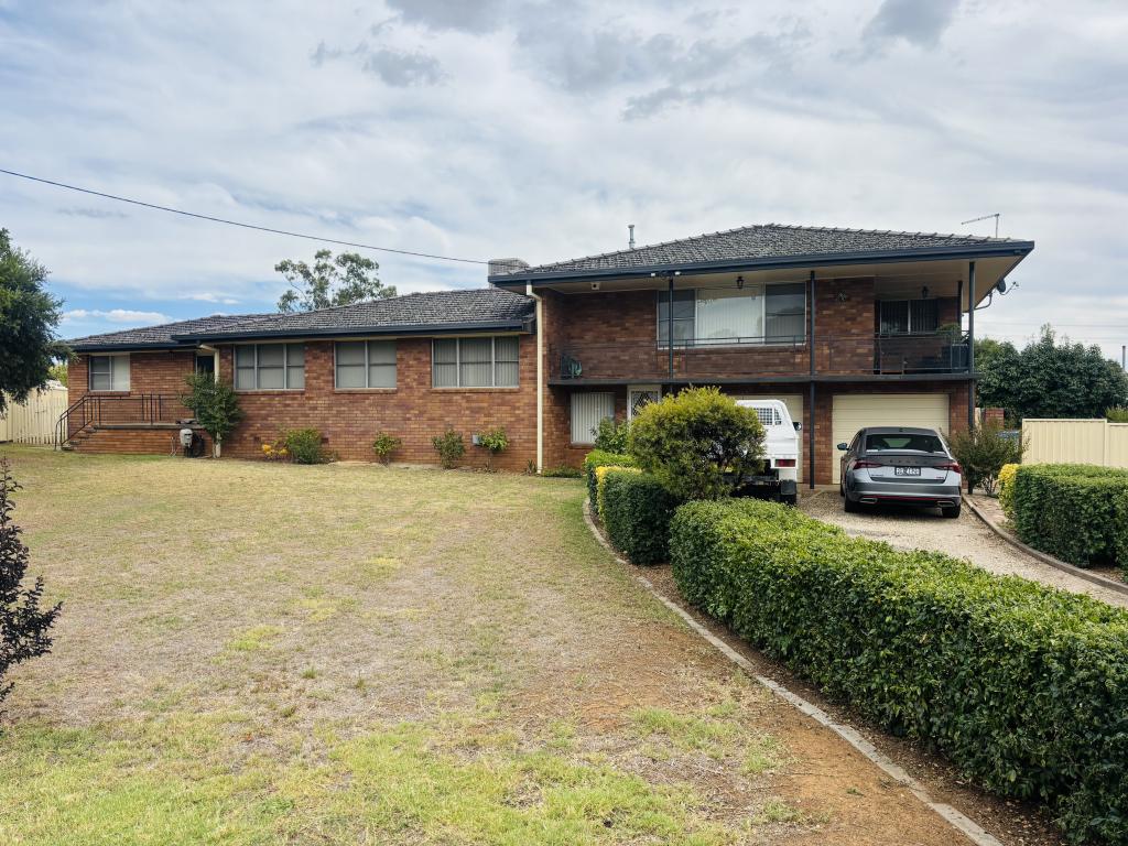 11 Mcdonald Cres, Calala, NSW 2340