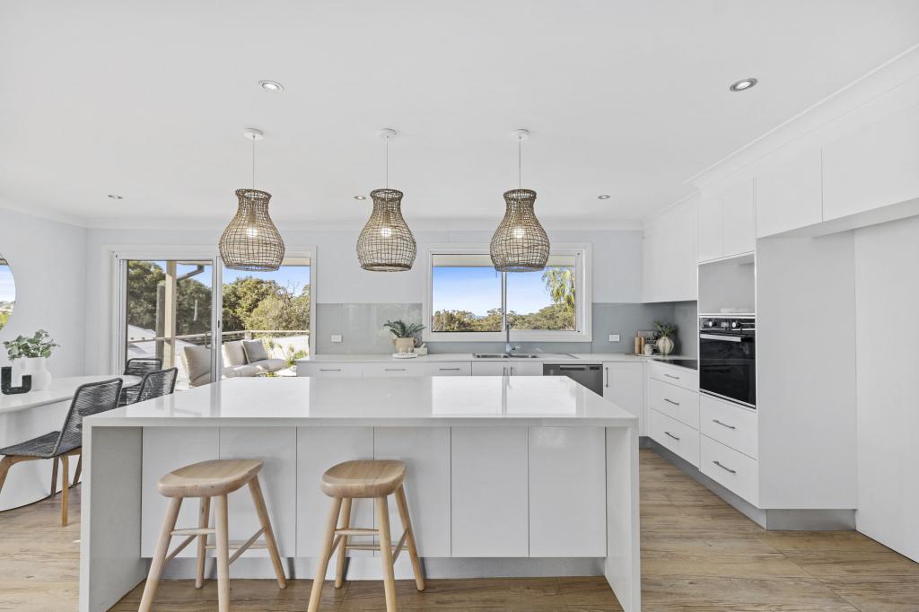 10 Blue View Cres, Terrigal, NSW 2260