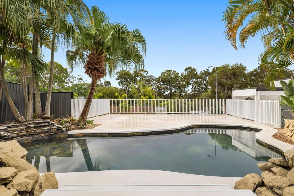 16 Sandringham Dr, Robina, QLD 4226