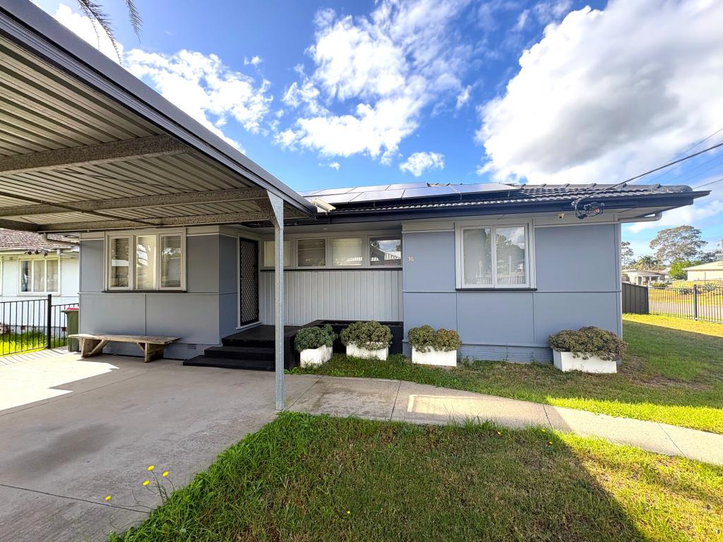 16 Roslyn St, Raymond Terrace, NSW 2324