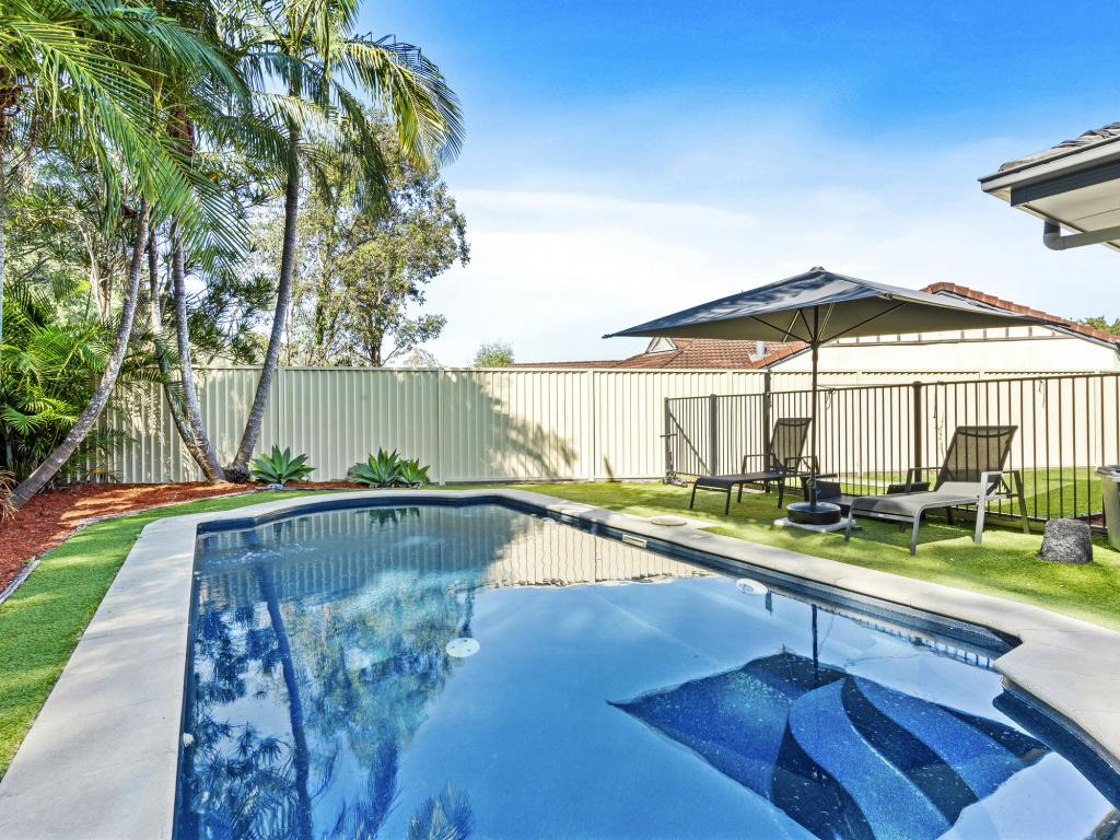 19 Forestglen Cres, Bahrs Scrub, QLD 4207