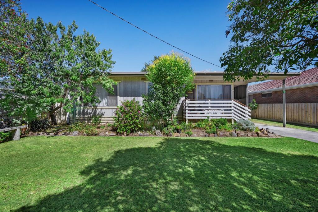 8 MARNA ST, DROMANA, VIC 3936