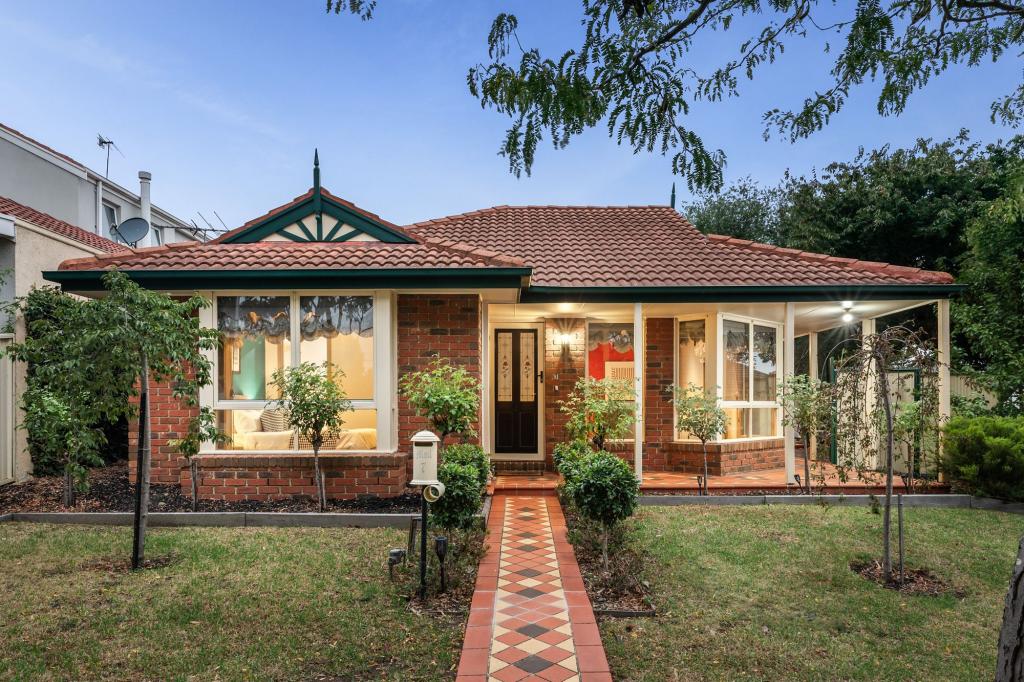 7 Sutherland Pl, Burwood, VIC 3125