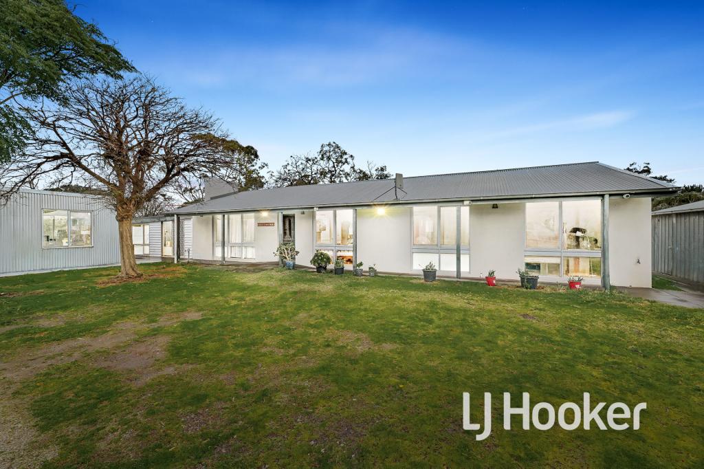 30 Scott Rd, Cranbourne South, VIC 3977