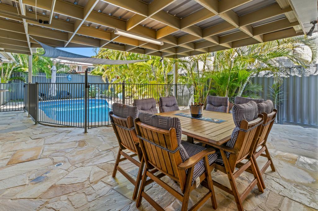 21 Alamau St, Benowa, QLD 4217