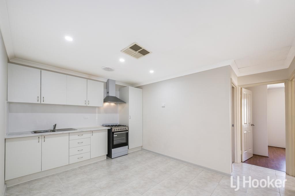 16a Marginata Pkwy, Canning Vale, WA 6155