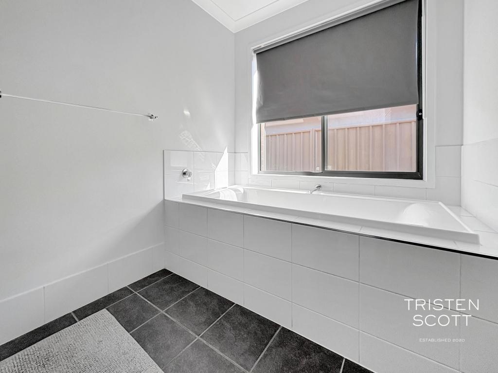 20 Flannery Cres, Andrews Farm, SA 5114