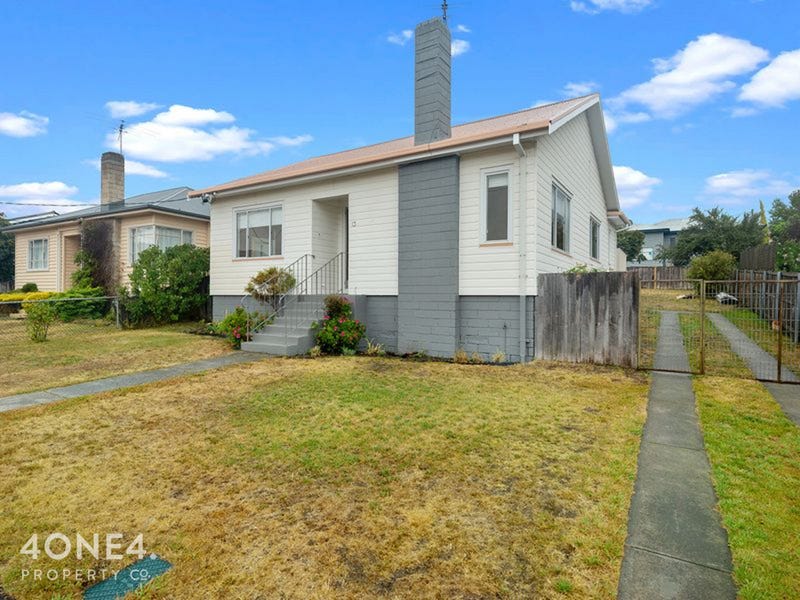 13 Curlew Pde, Claremont, TAS 7011