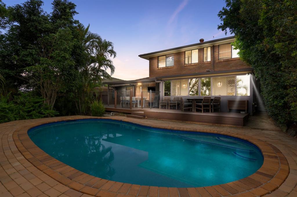 8 Gabrielle Ct, Albany Creek, QLD 4035