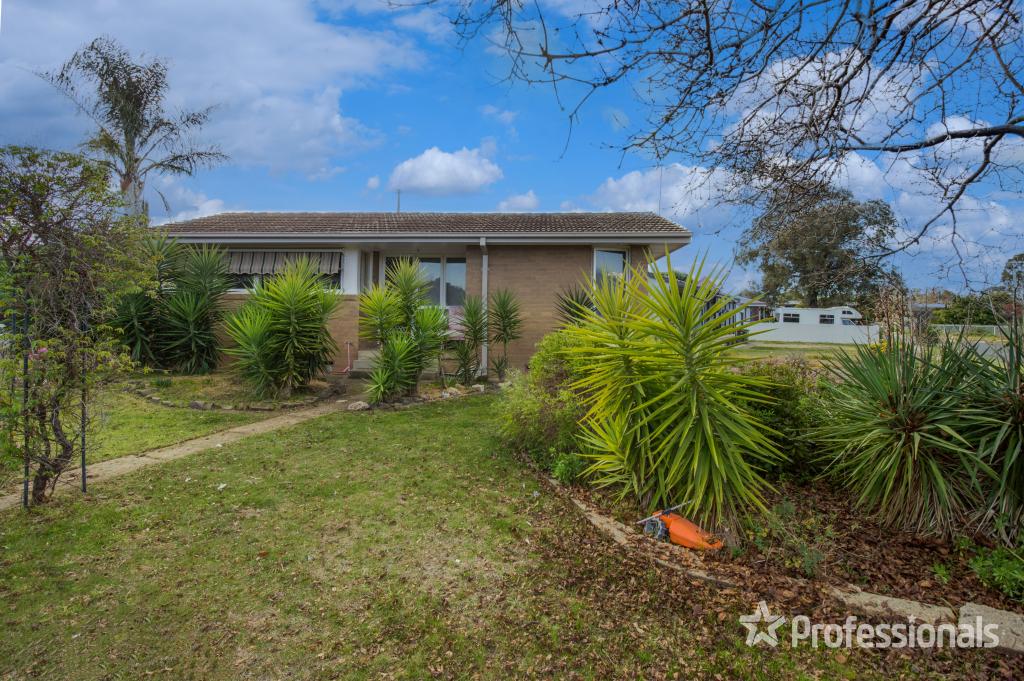 34 Chifley Cres, Kooringal, NSW 2650