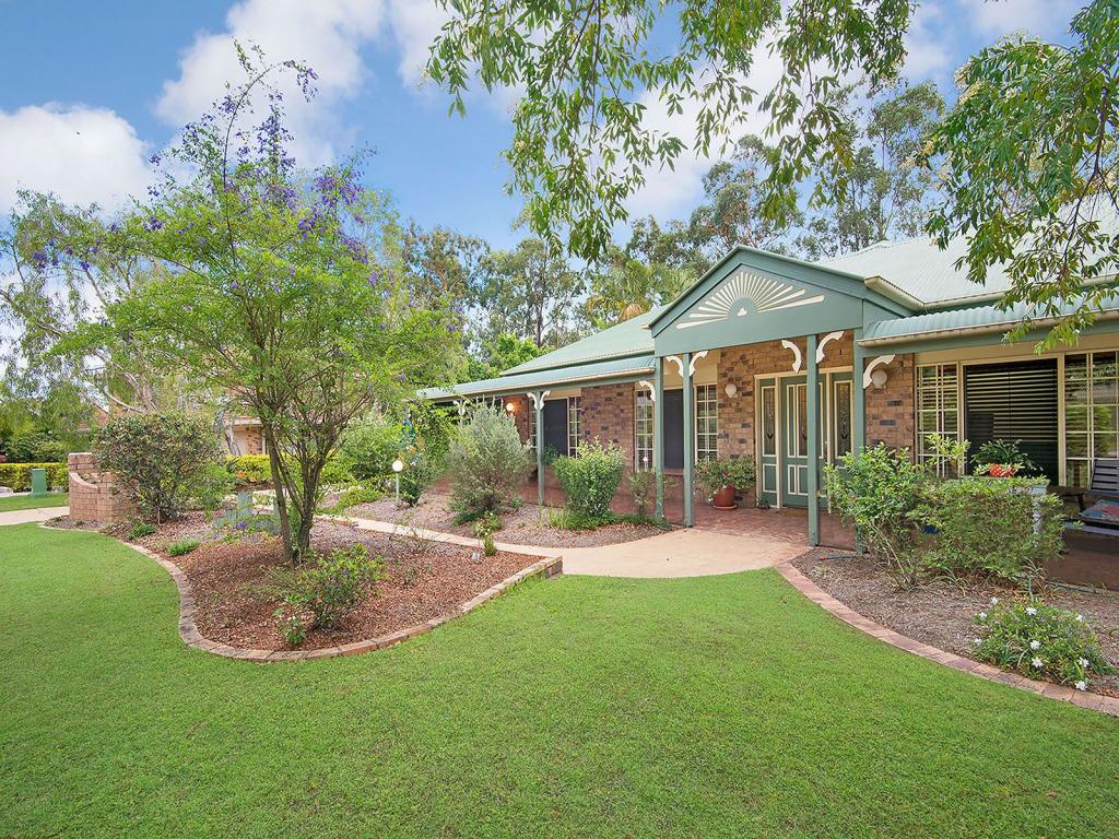 6 Morisot St, Forest Lake, QLD 4078