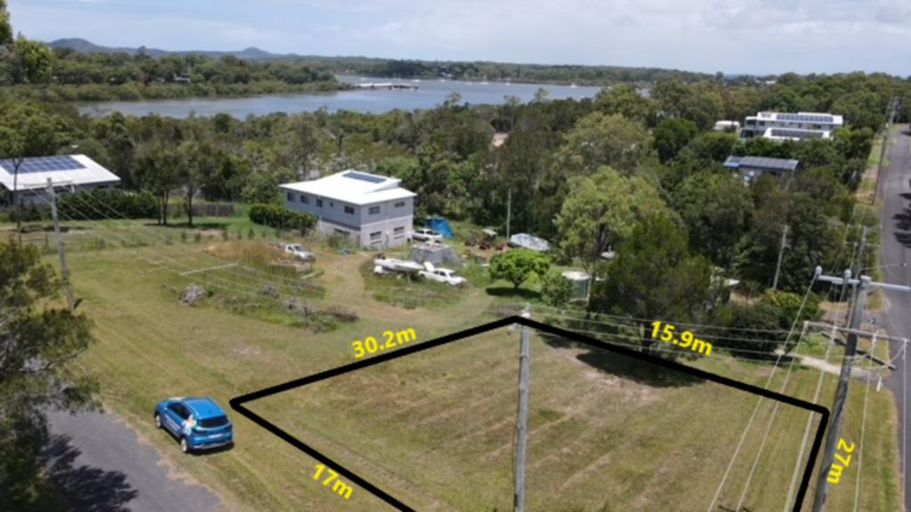 2 Deviot St, Macleay Island, QLD 4184